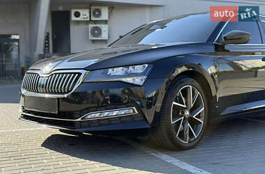 Лифтбек Skoda Superb 2021 в 