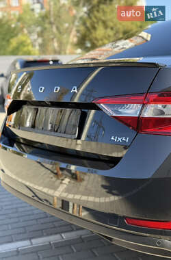 Лифтбек Skoda Superb 2021 в 