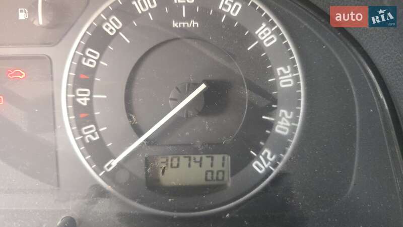 Ліфтбек Skoda Superb 2006 в Слов'янську