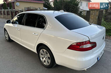 Лифтбек Skoda Superb 2012 в 