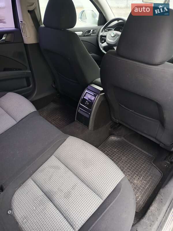 Лифтбек Skoda Superb 2012 в Киеве