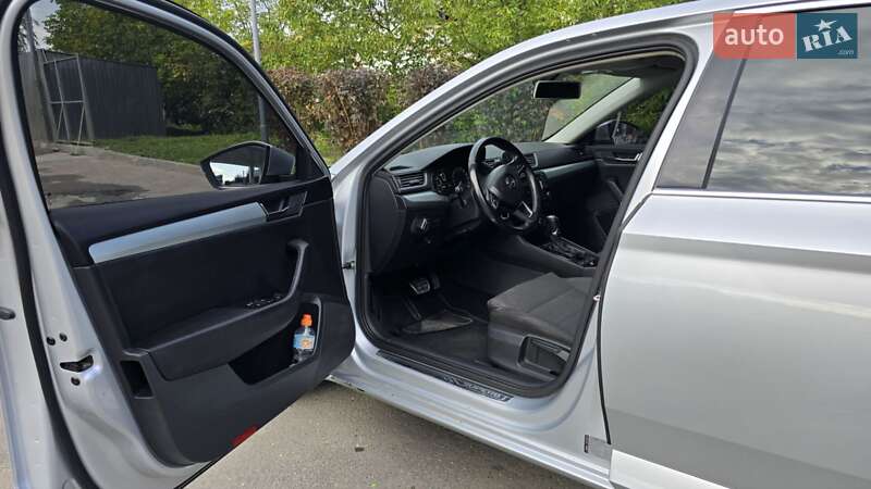 Лифтбек Skoda Superb 2016 в Волочиске