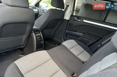 Лифтбек Skoda Superb 2013 в 