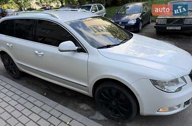 Универсал Skoda Superb 2012 в 