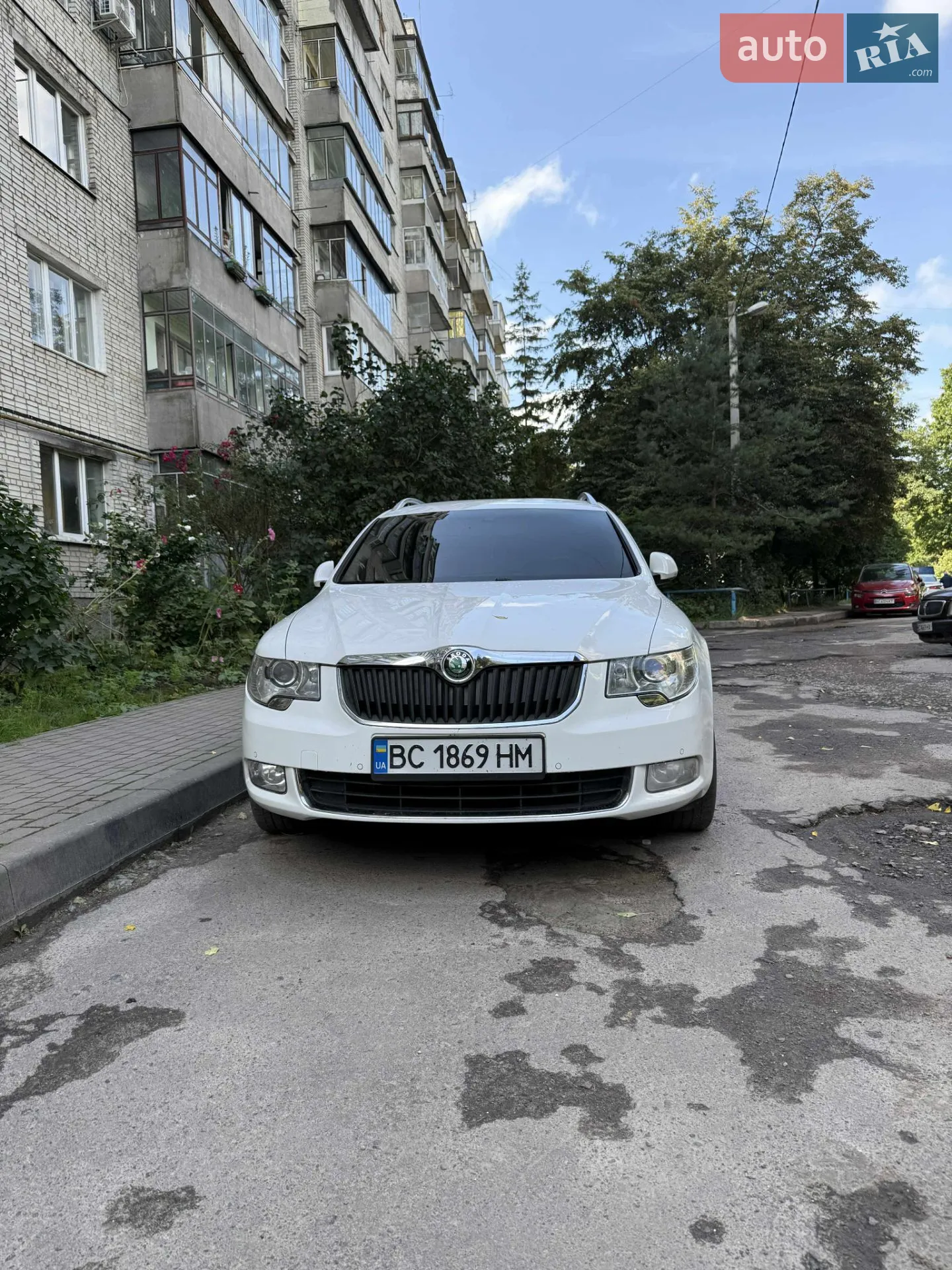 2012 Skoda Superb - мініатюра 13