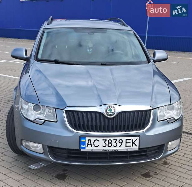 Універсал Skoda Superb 2012 в Нововолинську фото 2 Універсал Skoda Superb 2012 в Нововолинську