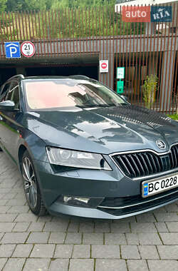 Универсал Skoda Superb 2017 в 