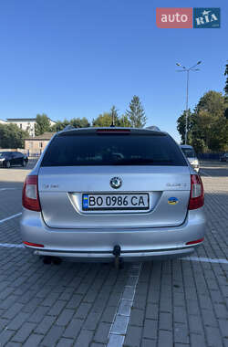 Универсал Skoda Superb 2012 в 