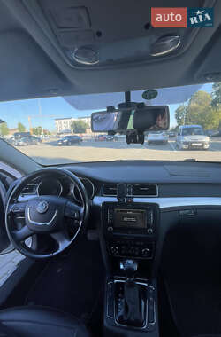 Универсал Skoda Superb 2012 в 