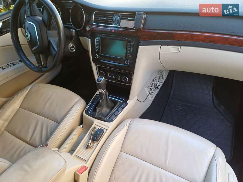 Универсал Skoda Superb 2013 в Сумах