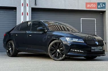 Лифтбек Skoda Superb 2020 в 