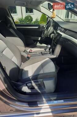 Универсал Skoda Superb 2011 в 