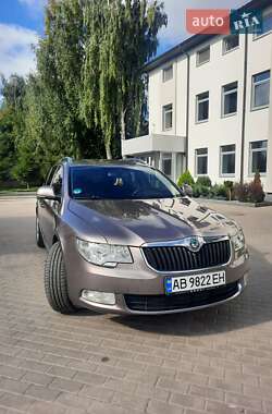 Универсал Skoda Superb 2011 в 