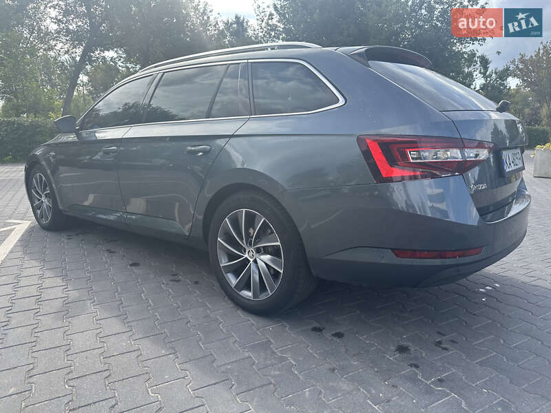 Универсал Skoda Superb 2018 в Киеве
