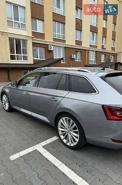 Универсал Skoda Superb 2015 в 