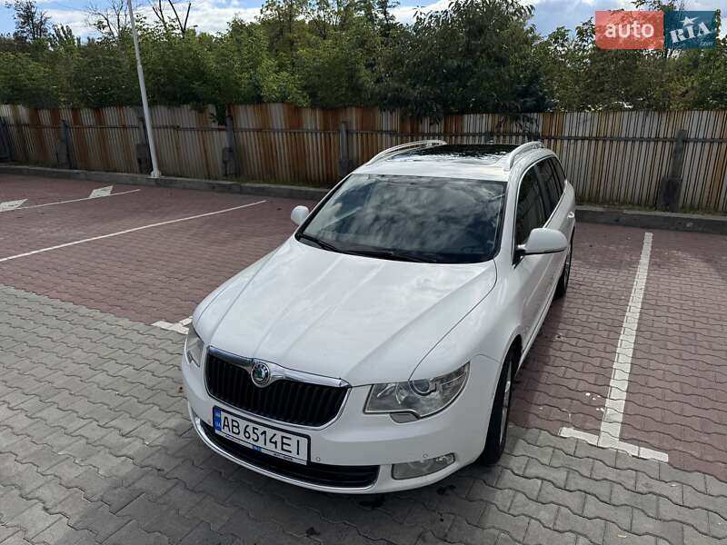 Skoda Superb 2011