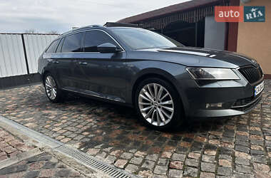 Универсал Skoda Superb 2018 в 