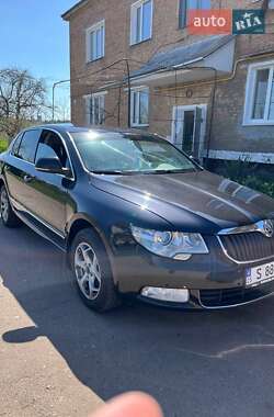 Ліфтбек Skoda Superb 2012 в Ічні