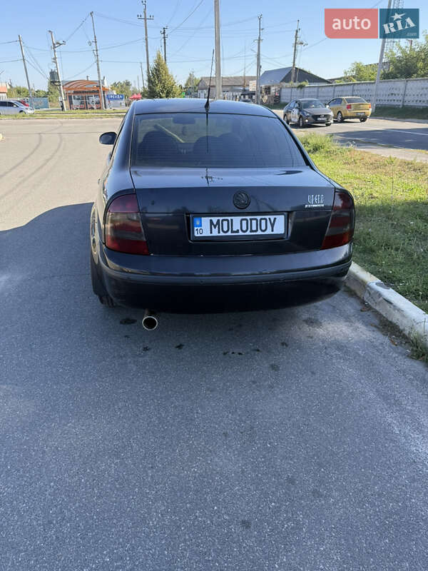 Лифтбек Skoda Superb 2007 в Буче