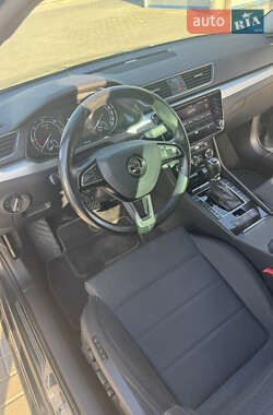 Лифтбек Skoda Superb 2018 в 
