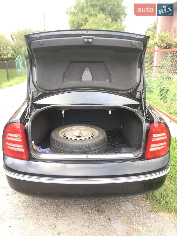 Лифтбек Skoda Superb 2005 в Лапаевке