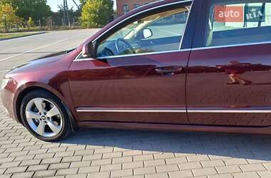 Лифтбек Skoda Superb 2009 в 