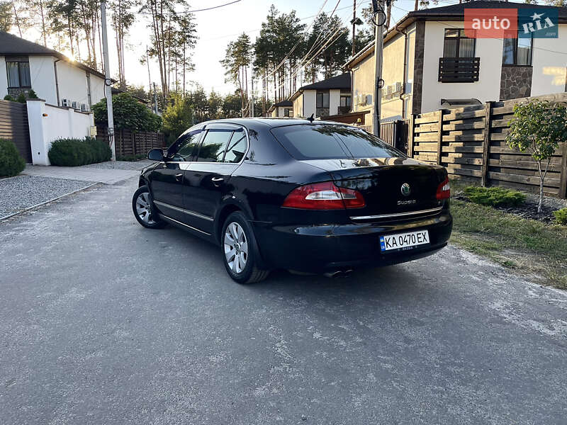 Лифтбек Skoda Superb 2010 в Киеве