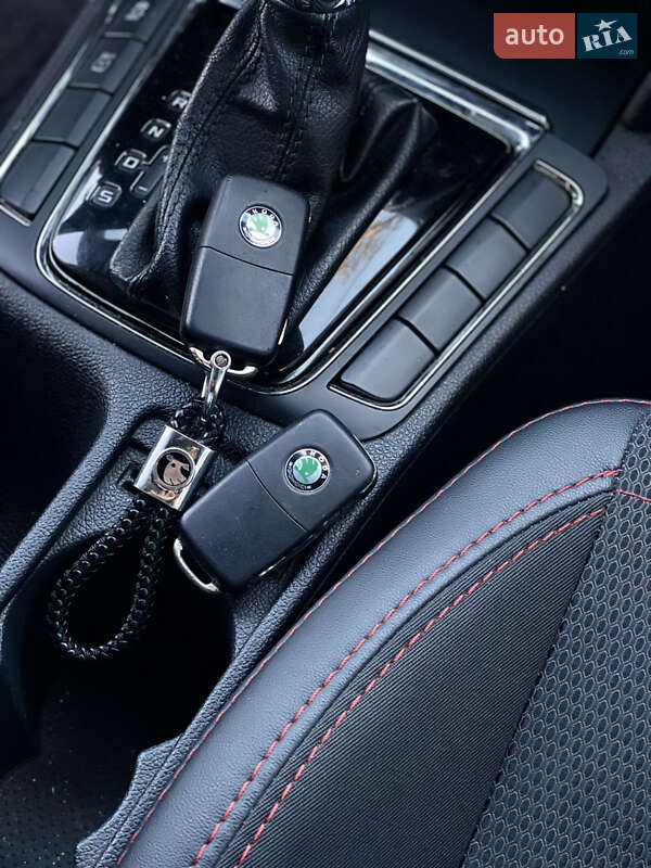 Лифтбек Skoda Superb 2010 в Киеве