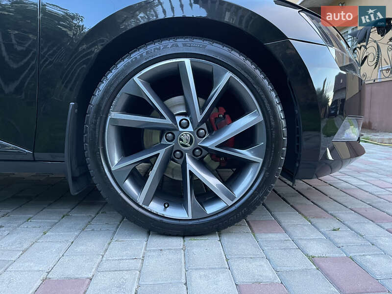 Универсал Skoda Superb 2018 в Луцке