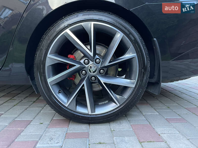 Универсал Skoda Superb 2018 в Луцке