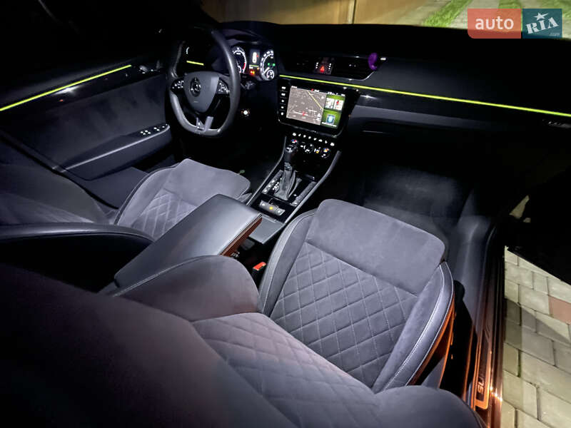 Универсал Skoda Superb 2018 в Луцке