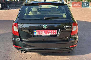 Универсал Skoda Superb 2012 в 