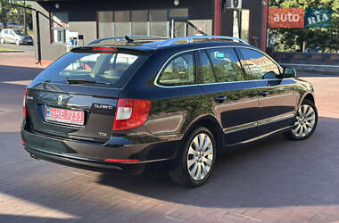 Универсал Skoda Superb 2012 в 