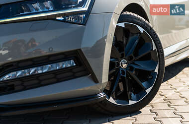 Лифтбек Skoda Superb 2020 в 