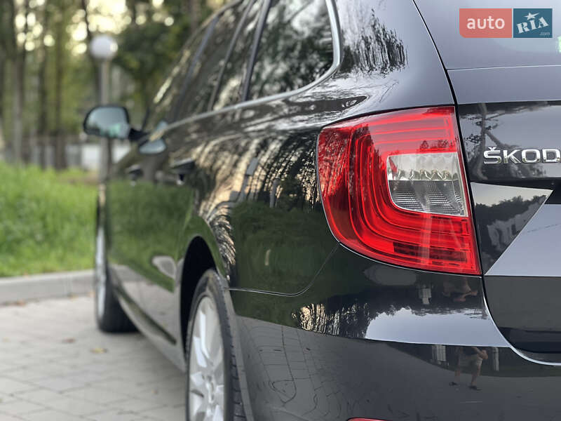 Универсал Skoda Superb 2014 в Ковеле