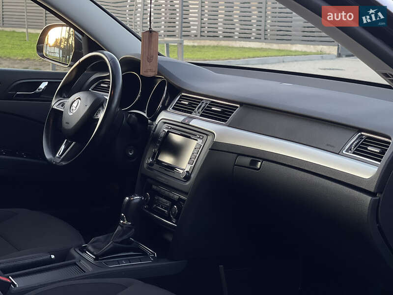 Универсал Skoda Superb 2014 в Ковеле