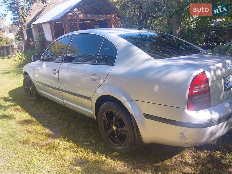 Лифтбек Skoda Superb 2005 в Белой Церкви