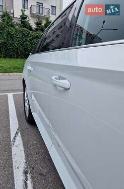 Универсал Skoda Superb 2017 в 