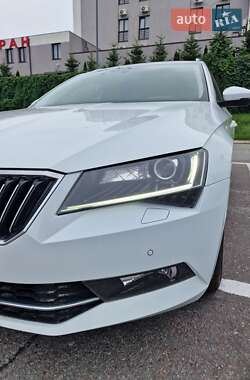 Универсал Skoda Superb 2017 в 