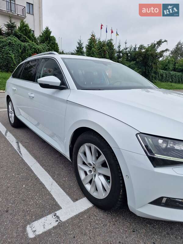 Универсал Skoda Superb 2017 в Львове фото 23 Универсал Skoda Superb 2017 в Львове