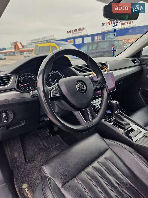 Универсал Skoda Superb 2017 в Львове фото 111 Универсал Skoda Superb 2017 в Львове