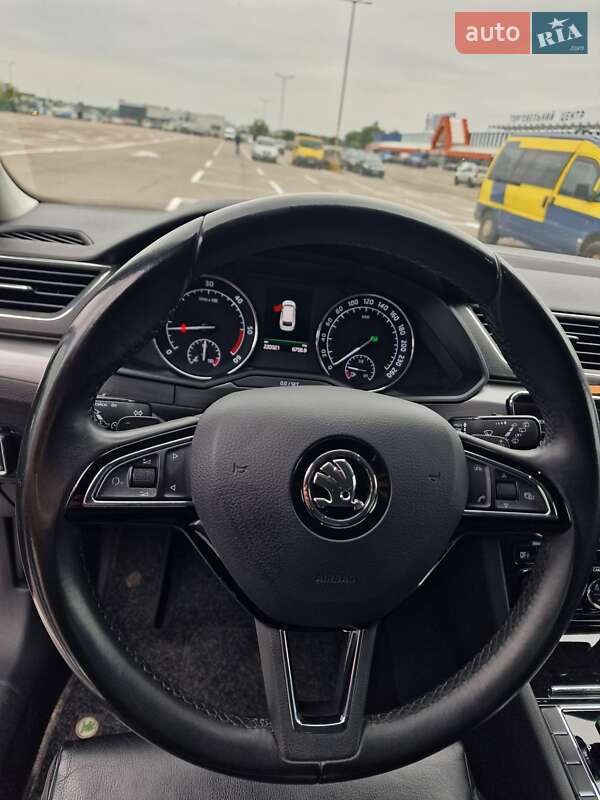 Универсал Skoda Superb 2017 в Львове фото 65 Универсал Skoda Superb 2017 в Львове