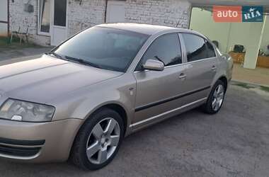Лифтбек Skoda Superb 2005 в Луцке