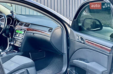 Лифтбек Skoda Superb 2009 в 