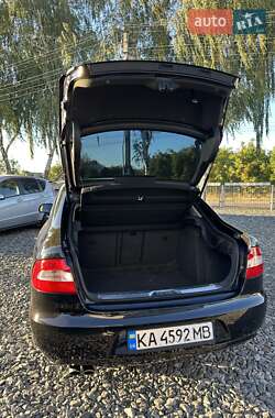 Лифтбек Skoda Superb 2010 в 