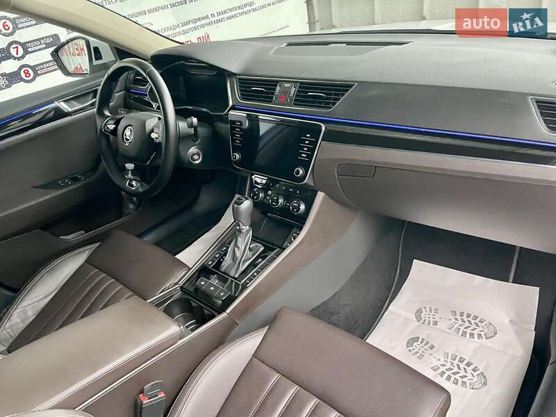 Лифтбек Skoda Superb 2020 в Пустомытах