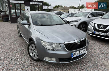 Лифтбек Skoda Superb 2012 в 