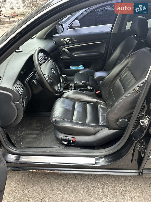 Лифтбек Skoda Superb 2006 в Корсуне-Шевченковском