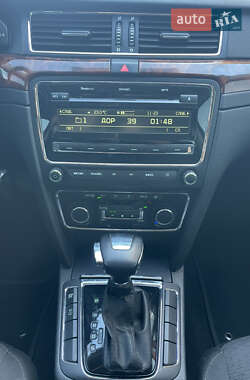 Лифтбек Skoda Superb 2012 в 