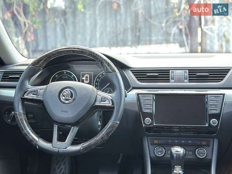 Лифтбек Skoda Superb 2016 в Днепре